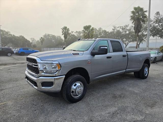 2024 RAM Ram 3500 RAM 3500 TRADESMAN CREW CAB 4X4 8 BOX