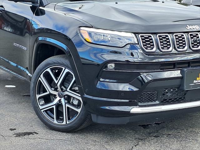 2025 Jeep Compass COMPASS LIMITED 4X4