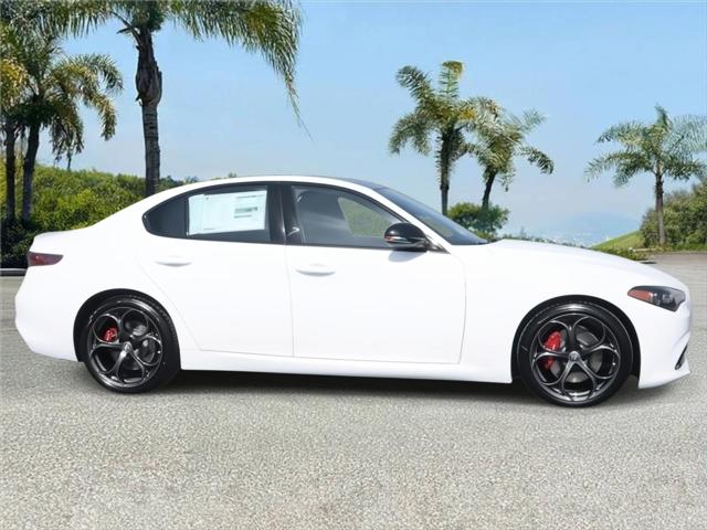 2025 Alfa Romeo Giulia GIULIA TRIBUTO ITALIANO RWD 2025 Alfa Romeo Giulia GIULIA TRIBUTO ITALIANO RWD