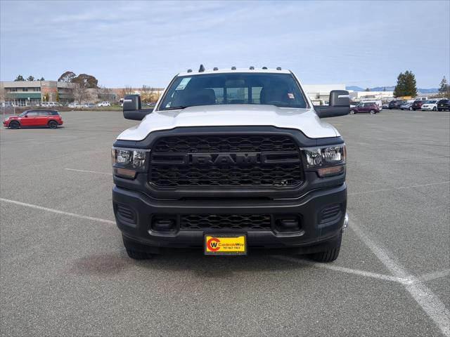 2024 RAM Ram 3500 RAM 3500 TRADESMAN CREW CAB 4X4 8 BOX