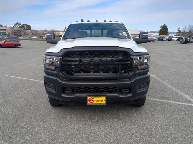 2024 RAM Ram 3500 RAM 3500 TRADESMAN CREW CAB 4X4 8 BOX