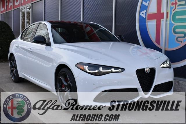 2025 Alfa Romeo Giulia GIULIA TRIBUTO ITALIANO AWD 2025 Alfa Romeo Giulia GIULIA TRIBUTO ITALIANO AWD