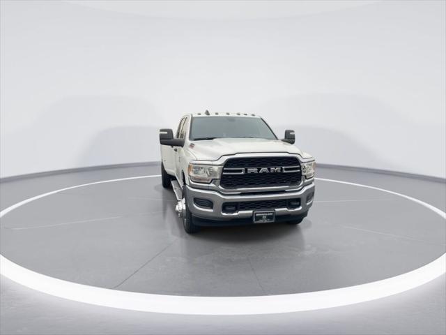 2024 RAM Ram 3500 RAM 3500 TRADESMAN CREW CAB 4X4 8 BOX