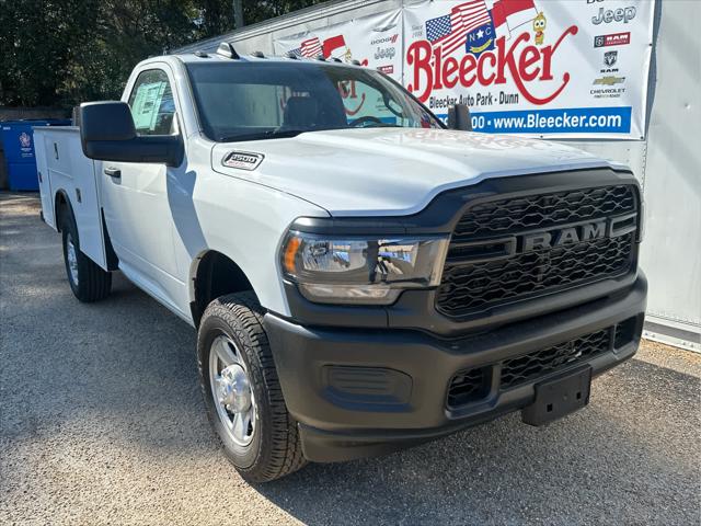 2024 RAM Ram 3500 Chassis Cab RAM 3500 TRADESMAN CHASSIS REGULAR CAB 4X4 60 CA