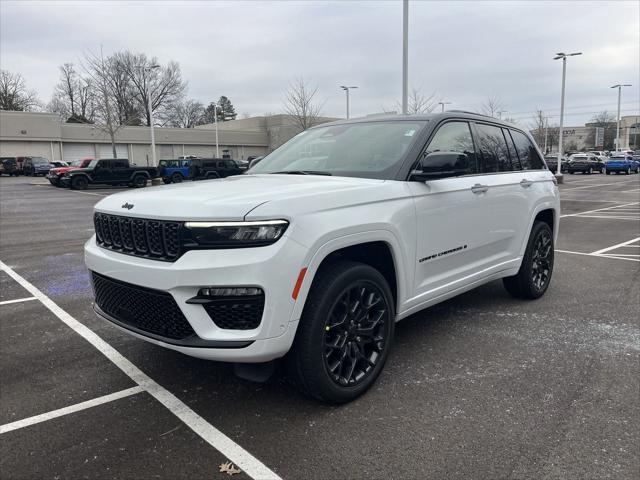 2025 Jeep Grand Cherokee GRAND CHEROKEE SUMMIT 4X4