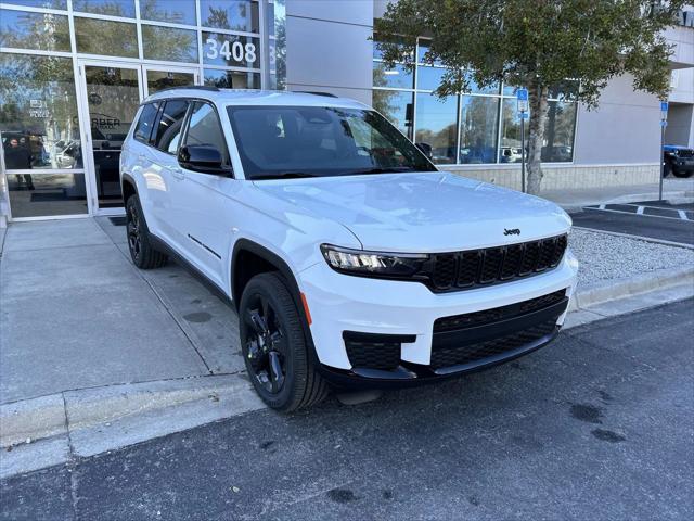 2025 Jeep Grand Cherokee GRAND CHEROKEE L ALTITUDE 4X2