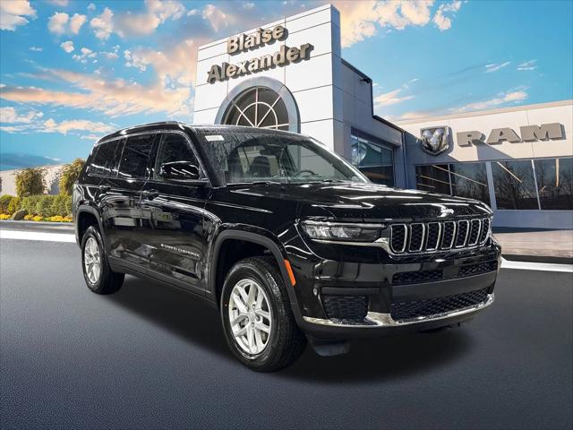 2025 Jeep Grand Cherokee GRAND CHEROKEE L LAREDO X 4X4