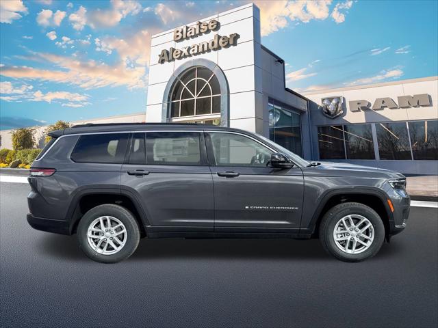 2025 Jeep Grand Cherokee GRAND CHEROKEE L LAREDO X 4X4