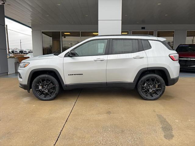 2025 Jeep Compass COMPASS LATITUDE 4X4