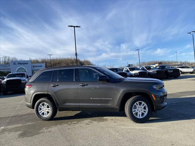 2025 Jeep Grand Cherokee GRAND CHEROKEE LAREDO 4X4