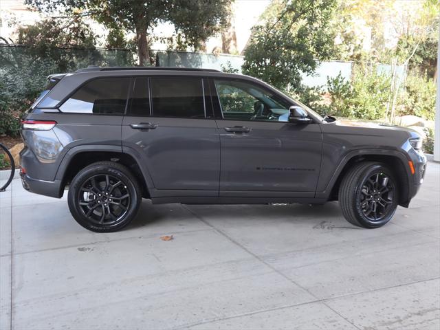2025 Jeep Grand Cherokee 4xe GRAND CHEROKEE ANNIVERSARY EDITION 4xe