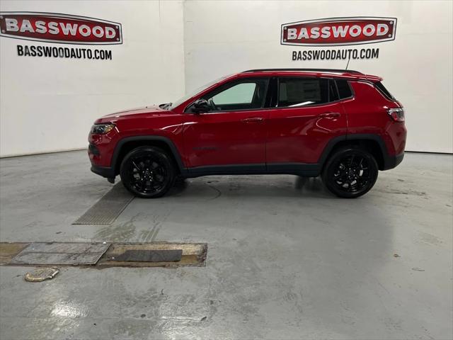 2025 Jeep Compass COMPASS LATITUDE 4X4