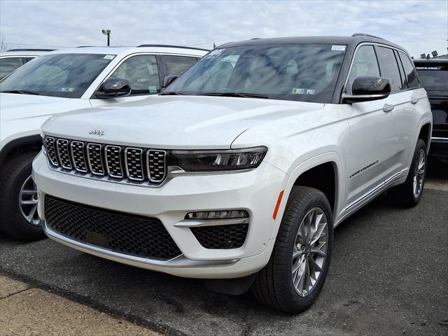 2025 Jeep Grand Cherokee GRAND CHEROKEE SUMMIT 4X4