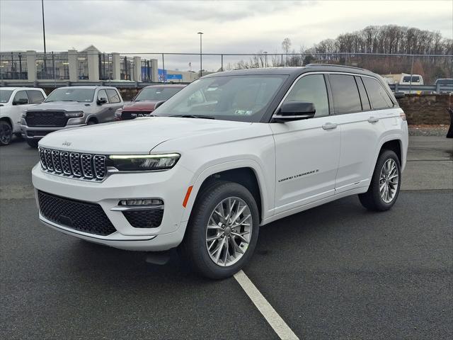 2025 Jeep Grand Cherokee GRAND CHEROKEE SUMMIT 4X4