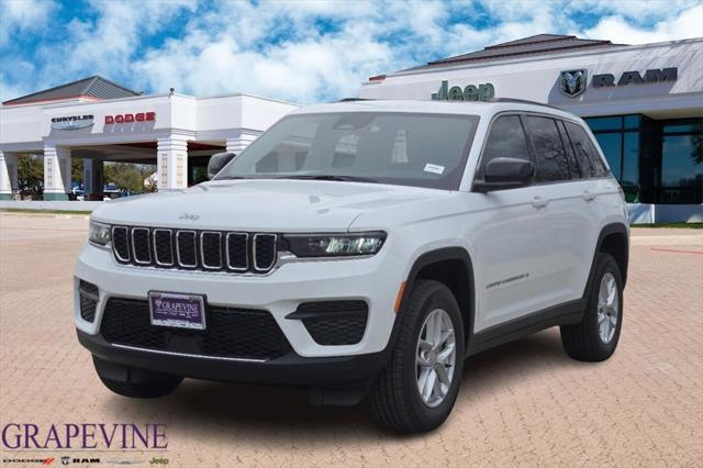 2025 Jeep Grand Cherokee GRAND CHEROKEE LAREDO X 4X2