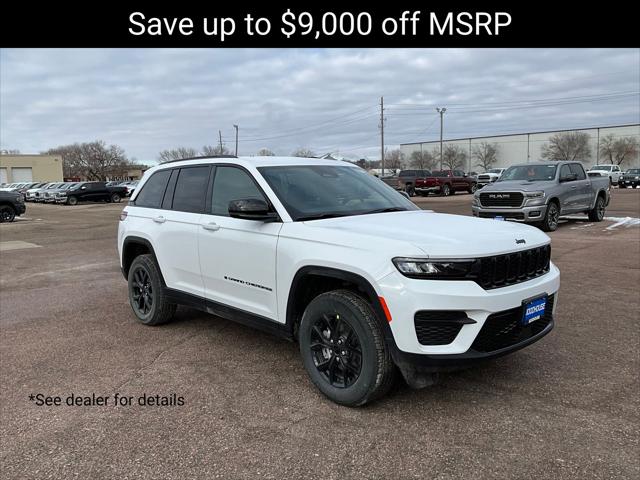2025 Jeep Grand Cherokee GRAND CHEROKEE ALTITUDE 4X4