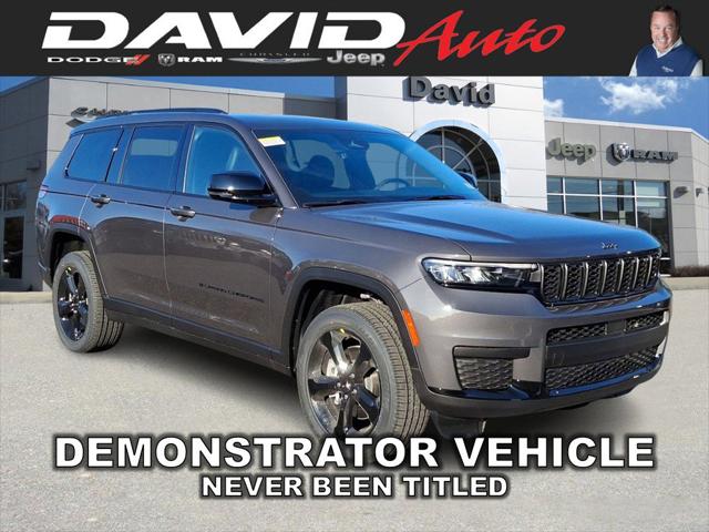 2025 Jeep Grand Cherokee GRAND CHEROKEE L ALTITUDE X 4X4