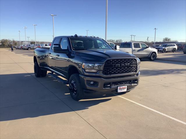 2024 RAM Ram 3500 RAM 3500 BIG HORN CREW CAB 4X4 8 BOX