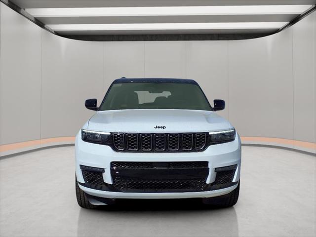 2025 Jeep Grand Cherokee GRAND CHEROKEE L SUMMIT 4X4