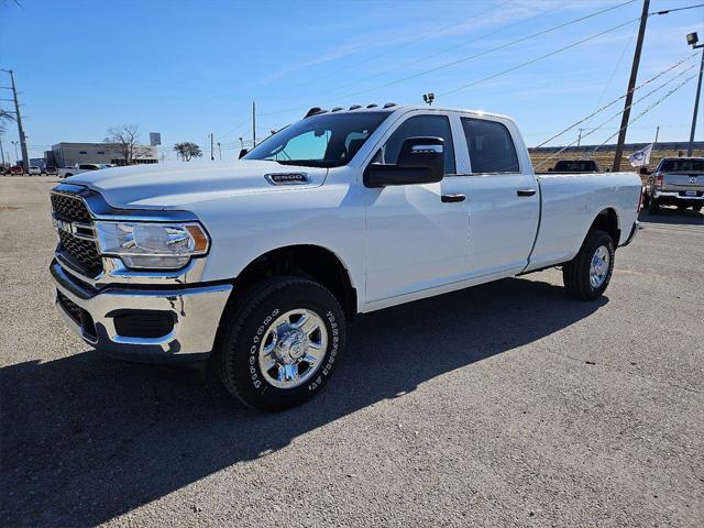 2024 RAM Ram 2500 RAM 2500 TRADESMAN CREW CAB 4X4 8 BOX