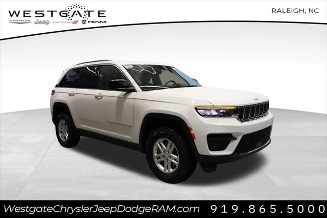 2025 Jeep Grand Cherokee GRAND CHEROKEE LAREDO 4X2