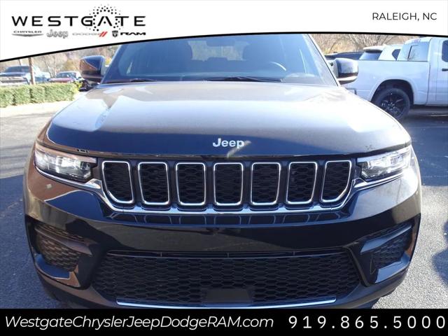 2025 Jeep Grand Cherokee GRAND CHEROKEE LAREDO 4X2