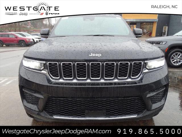 2025 Jeep Grand Cherokee GRAND CHEROKEE LAREDO 4X4