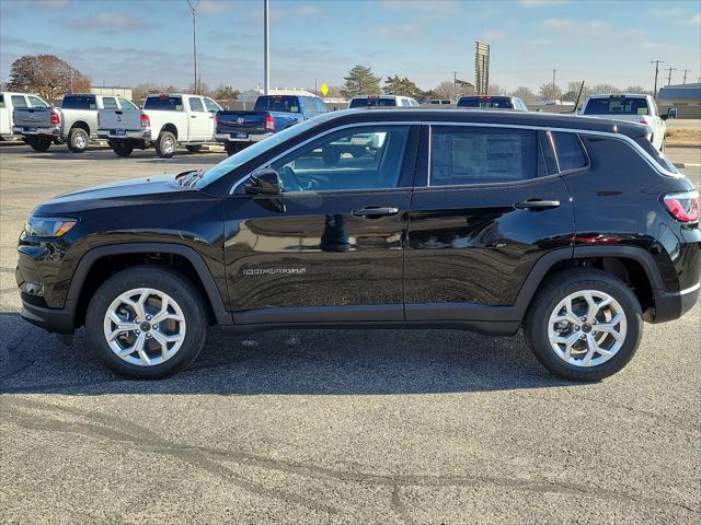 2025 Jeep Compass COMPASS SPORT 4X4