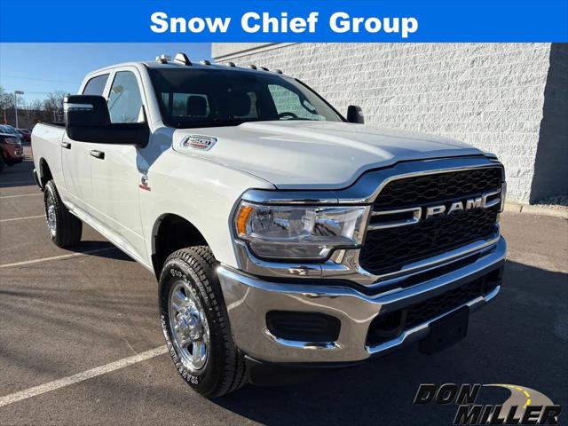 2024 RAM Ram 2500 RAM 2500 TRADESMAN CREW CAB 4X4 64 BOX