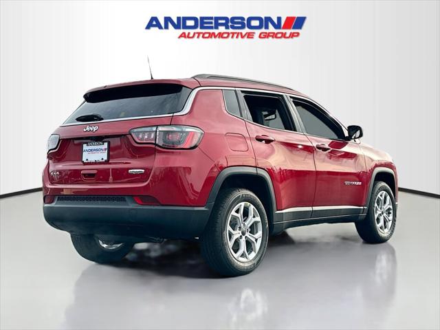 2025 Jeep Compass COMPASS LATITUDE 4X4