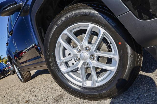 2025 Jeep Grand Cherokee GRAND CHEROKEE LAREDO X 4X2