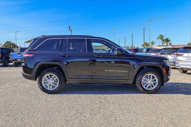 2025 Jeep Grand Cherokee GRAND CHEROKEE LAREDO X 4X2