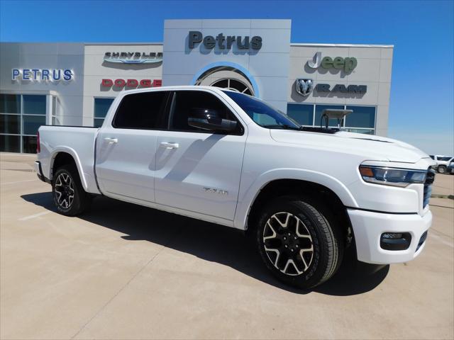 2025 RAM Ram 1500 RAM 1500 LARAMIE CREW CAB 4X4 57 BOX