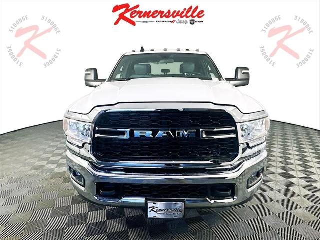 2024 RAM Ram 3500 Chassis Cab RAM 3500 TRADESMAN CREW CAB CHASSIS 4X2 60 CA