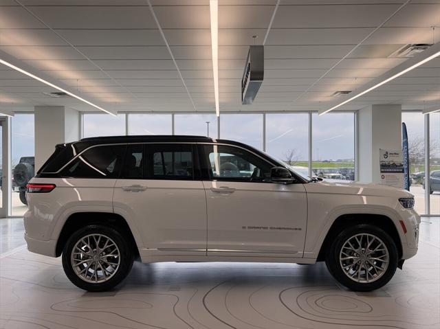 2025 Jeep Grand Cherokee GRAND CHEROKEE SUMMIT 4X4