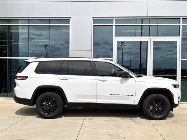 2025 Jeep Grand Cherokee GRAND CHEROKEE L ALTITUDE X 4X2