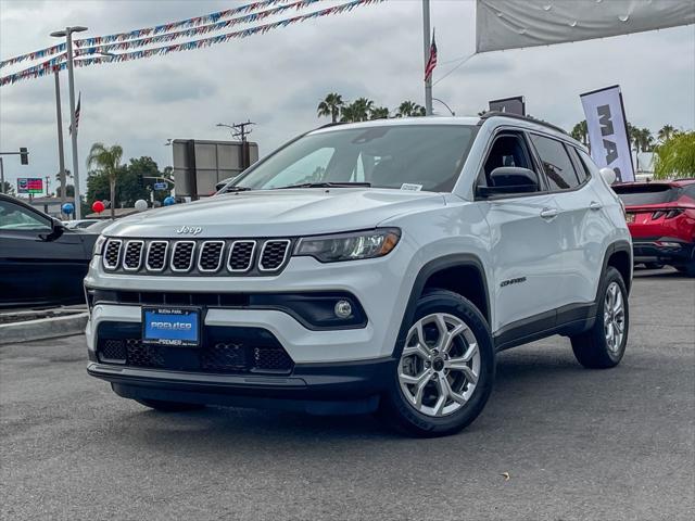 2025 Jeep Compass COMPASS LATITUDE 4X4