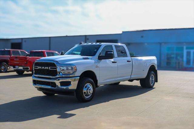 2024 RAM Ram 3500 RAM 3500 TRADESMAN CREW CAB 4X4 8 BOX