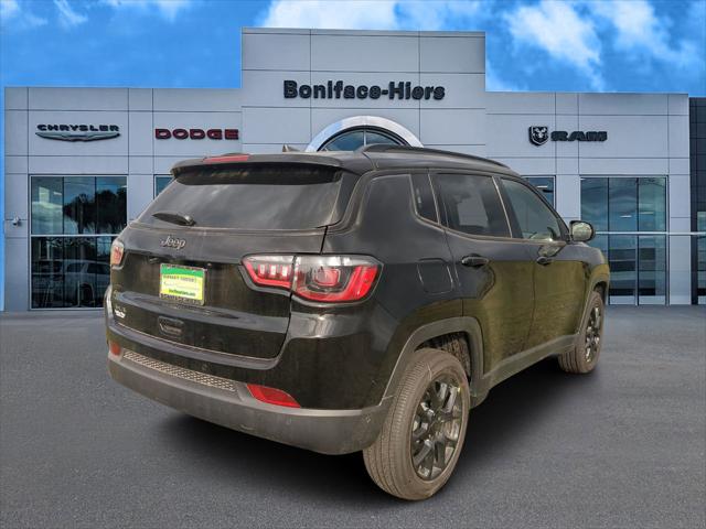 2025 Jeep Compass COMPASS LATITUDE 4X4