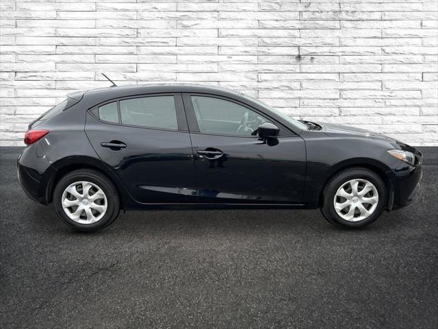 2016 Mazda Mazda3 Hatchback i Sport