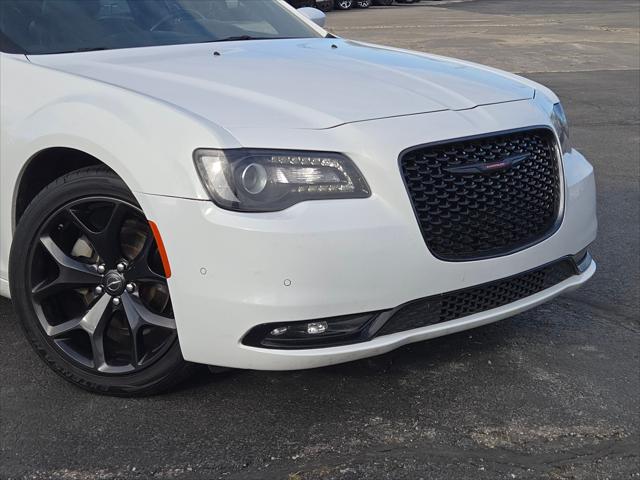 2022 Chrysler 300 S