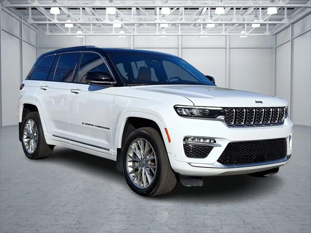 2022 Jeep Grand Cherokee Summit 4x4