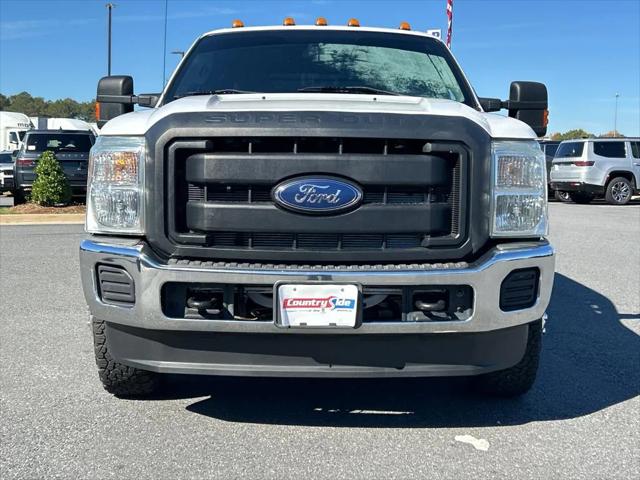 2015 Ford F-350 Chassis XL