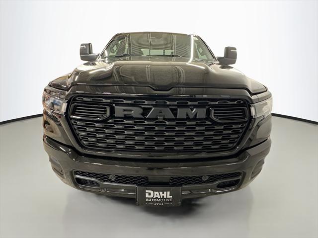 2025 RAM Ram 1500 RAM 1500 BIG HORN CREW CAB 4X4 64 BOX