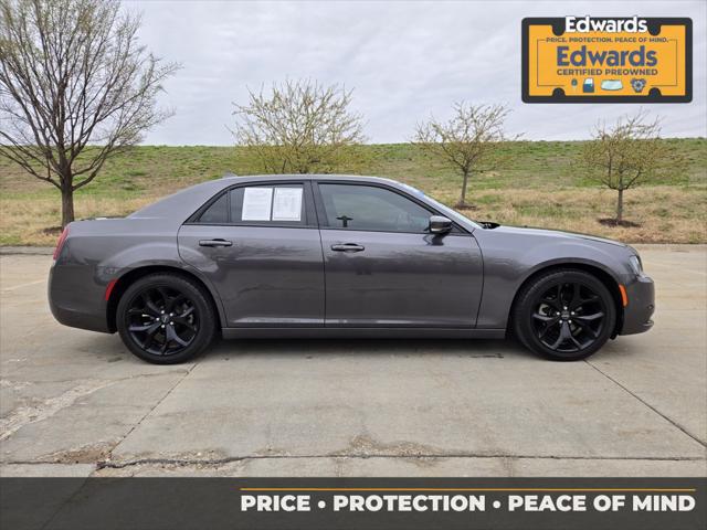 2022 Chrysler 300 S