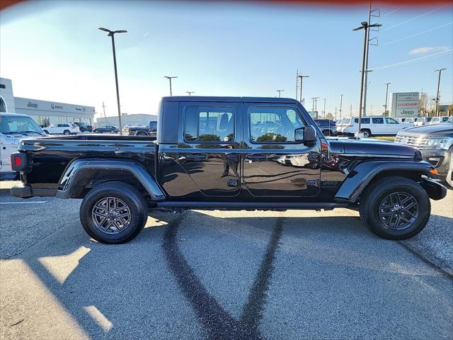 2021 Jeep Gladiator Sport S 4x4