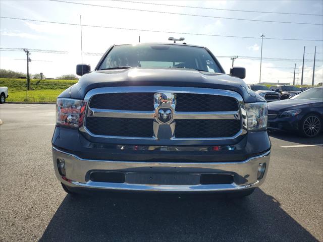 2023 RAM Ram 1500 Classic RAM 1500 CLASSIC TRADESMAN CREW CAB 4X4 57 BOX