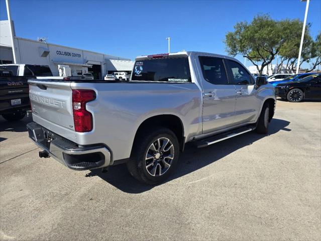 2021 Chevrolet Silverado 1500 2WD Crew Cab Short Bed LT