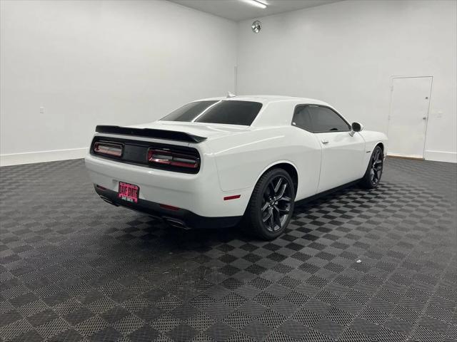 2016 Dodge Challenger SRT 392