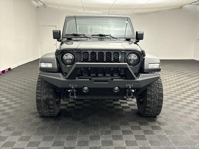 2020 Jeep Gladiator Sport S 4X4